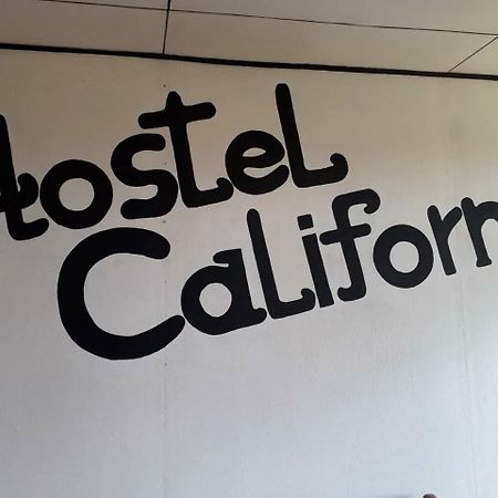 Hostel California Monteverde Buitenkant foto