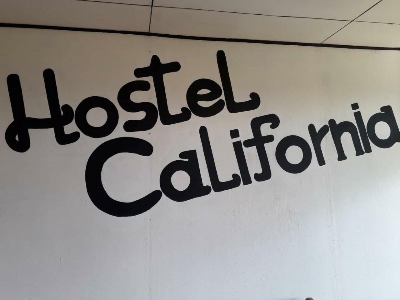 Hostel California Monteverde Buitenkant foto