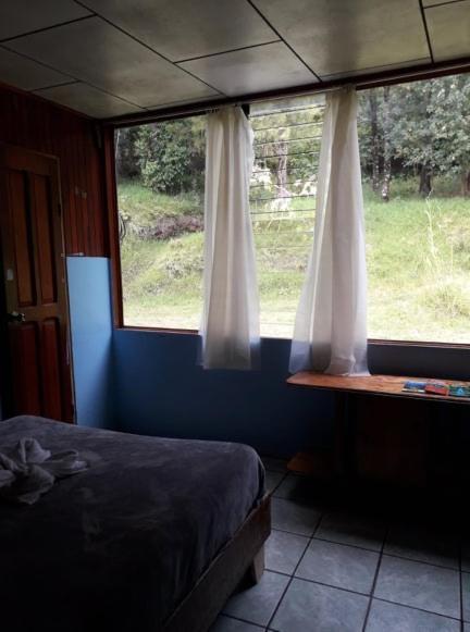 Hostel California Monteverde Buitenkant foto