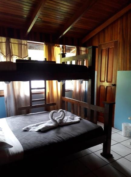 Hostel California Monteverde Buitenkant foto